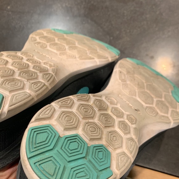 Women’s Nike Training Flex Supreme TR6 Flywire Shoe - Picture 8 of 10